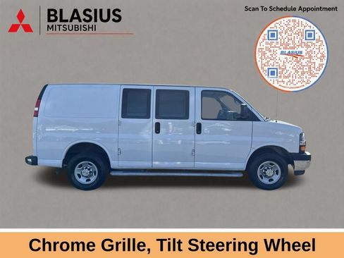 Used 2024 Chevrolet Express 2500 w/ Driver Convenience Package RWD image 15