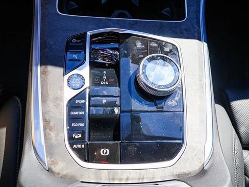 New 2026 BMW X5 M60i w/ Executive Package image 19