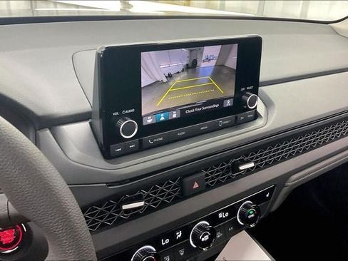 Certified 2024 Honda Accord EX image 28