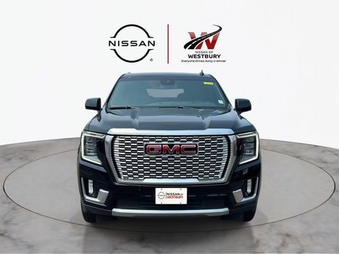 Used 2024 GMC Yukon XL Denali AWD/4WD image 2