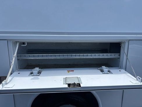 Used 2019 Ford E-350 and Econoline 350 Super Duty w/ Power Windows & Locks Group RWD image 21