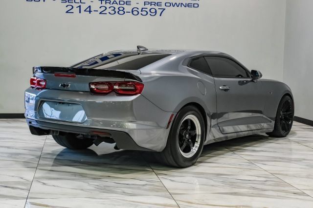 Used 2021 Chevrolet Camaro LT RWD image 10