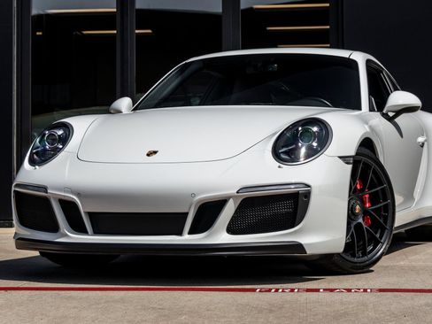 Certified 2018 Porsche 911 Carrera 4 GTS AWD/4WD image 7