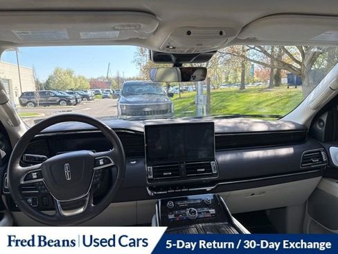 Used 2023 Lincoln Navigator Black Label image 14