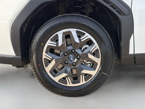 Used 2026 Subaru Forester AWD/4WD image 40