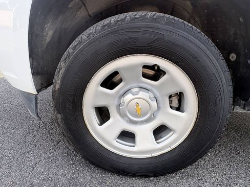 Used 2022 Chevrolet Colorado W/T RWD image 14