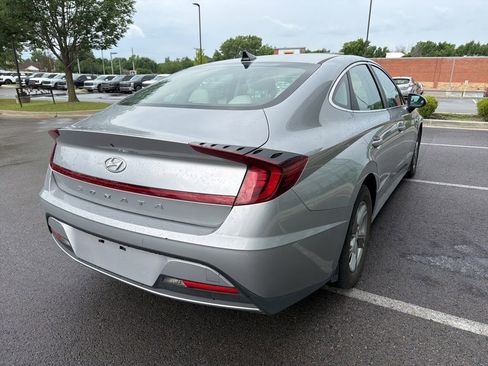 Used 2023 Hyundai Sonata SE FWD image 5