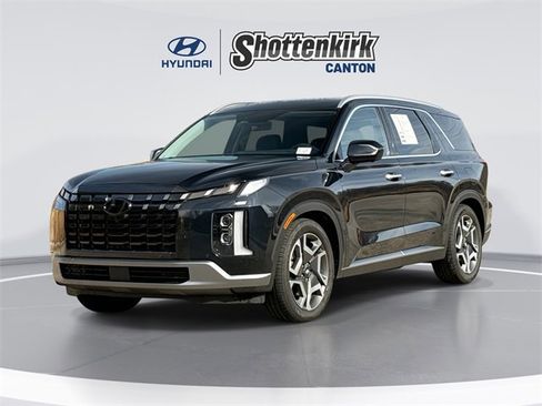 Used 2023 Hyundai Palisade Limited image 1