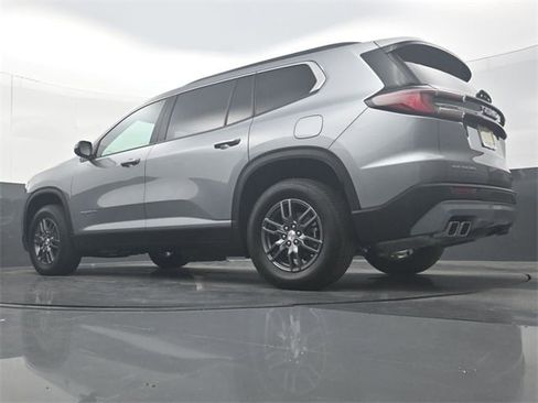 Used 2025 GMC Acadia Elevation image 31