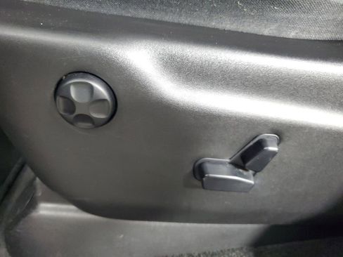 Used 2015 Jeep Grand Cherokee Altitude image 19