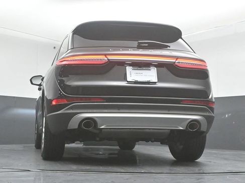 Certified 2024 Lincoln Corsair AWD image 32