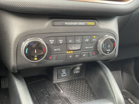 Used 2022 Ford Bronco Sport Outer Banks w/ Tech Package AWD/4WD image 27