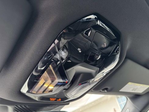 New 2026 BMW 550e xDrive w/ Premium Package image 27