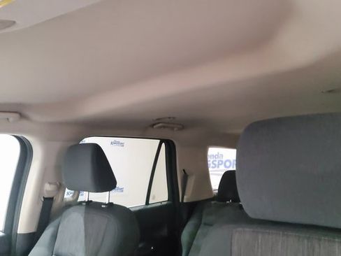 Used 2024 Ford Expedition XLT image 38