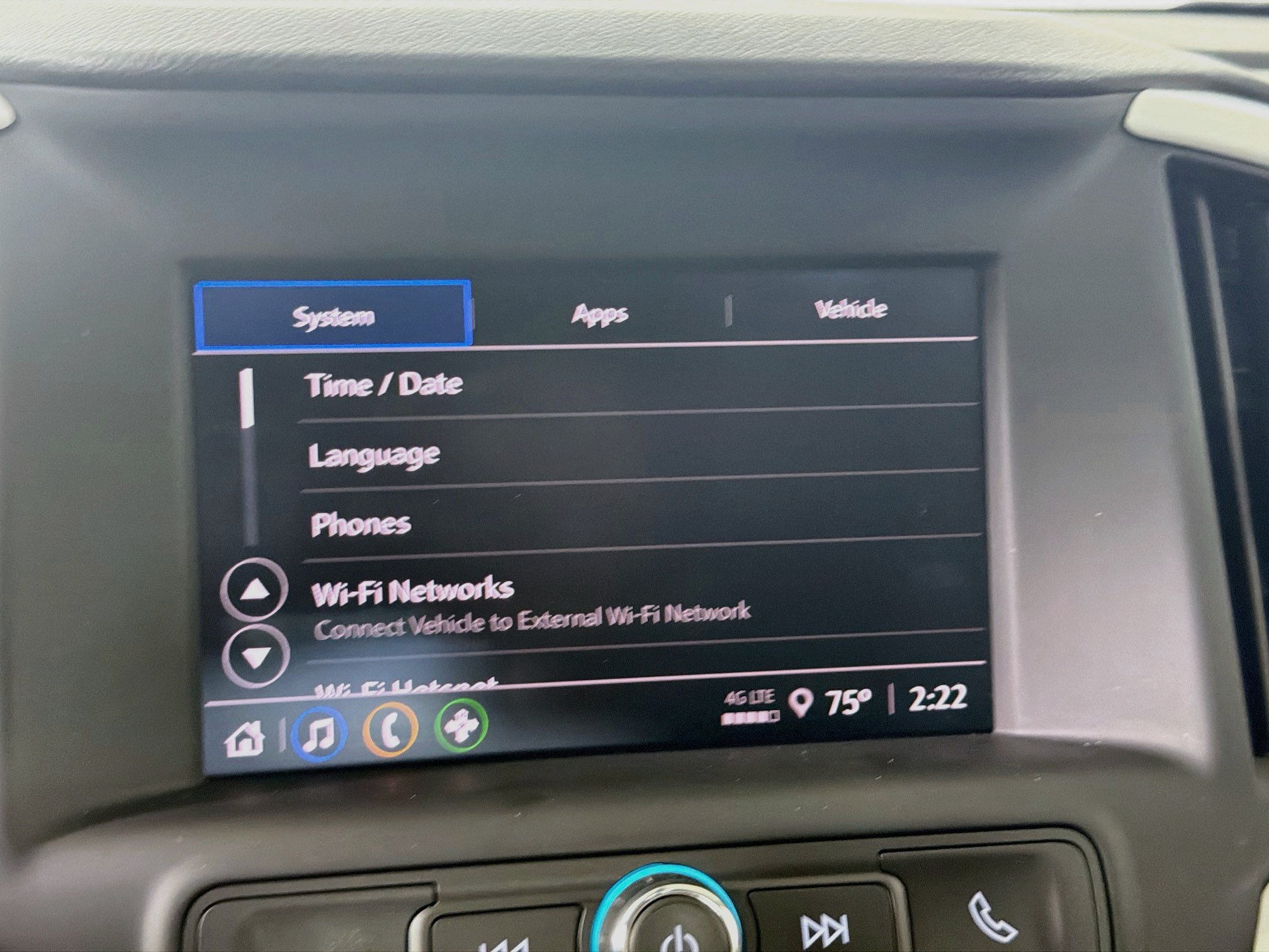 Used 2024 GMC Terrain SLE w/ Driver Convenience Package FWD image 19