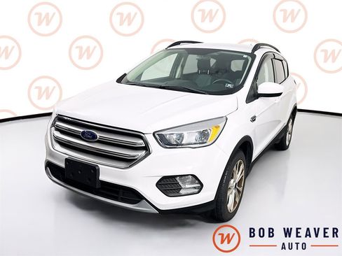 Used 2018 Ford Escape SE w/ SE Sync 3 Package image 3