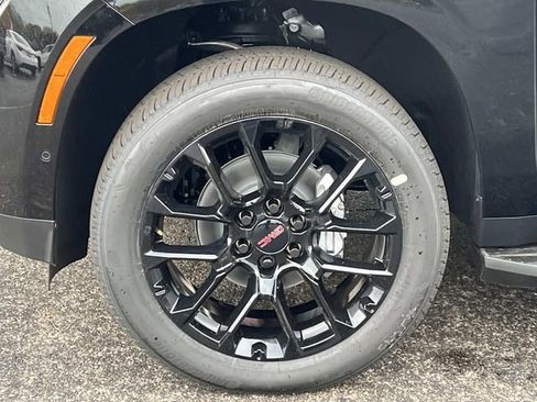 New 2026 GMC Yukon XL Elevation image 10