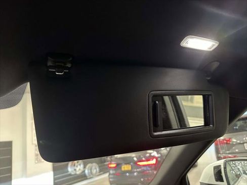 Used 2024 Audi Q5 2.0T Premium image 31