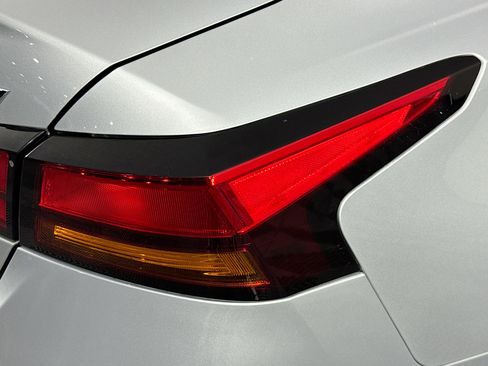 Used 2019 Nissan Altima 2.5 SV image 33