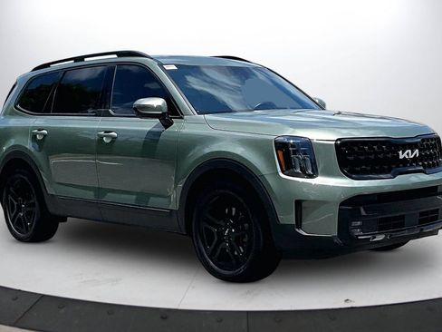 Used 2024 Kia Telluride SX Prestige X-Line AWD/4WD image 2