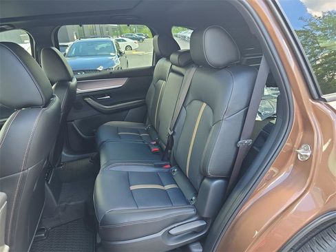 New 2025 MAZDA CX-70 3.3 Turbo w/ Premium Plus Pkg image 14