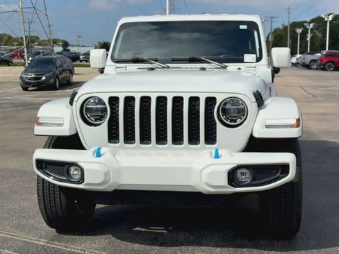 Used 2022 Jeep Wrangler Unlimited Sahara image 7