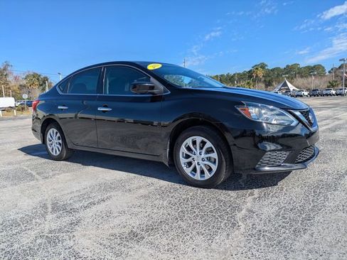 Used 2019 Nissan Sentra SV image 1
