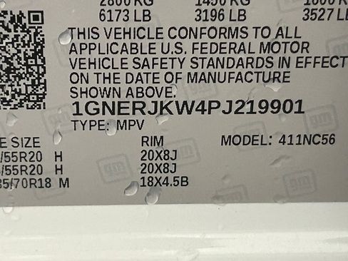 Used 2023 Chevrolet Traverse RS FWD image 44