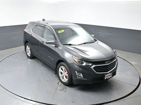 Used 2018 Chevrolet Equinox LT FWD image 14