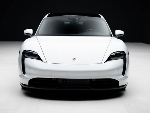 Used 2023 Porsche Taycan w/ Premium Package image 6