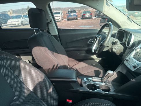 Used 2015 Chevrolet Equinox LT image 10