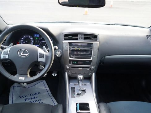 Used 2011 Lexus IS 250 RWD image 17