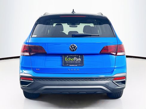 Used 2024 Volkswagen Taos SE image 7