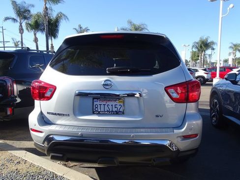 Used 2020 Nissan Pathfinder SV w/ Cargo Package image 2