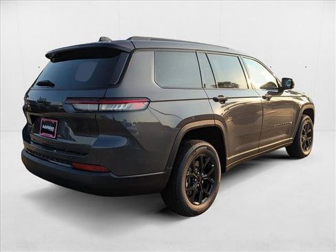 New 2025 Jeep Grand Cherokee L Altitude RWD image 2