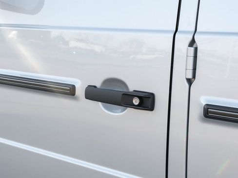 Used 2020 Mercedes-Benz G 550 image 55