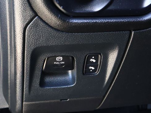 Used 2023 RAM 1500 Laramie image 24