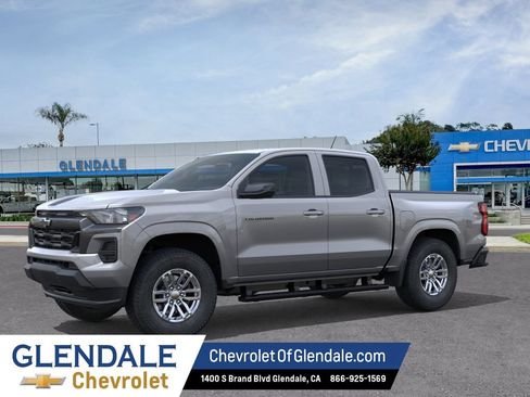 New 2026 Chevrolet Colorado LT w/ LPO, Hood Decal Package RWD image 2