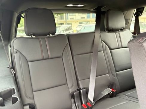 Used 2024 Chevrolet Tahoe RST AWD/4WD image 33