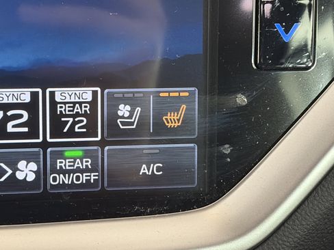 Used 2025 Subaru Ascent Touring w/ Popular Package #2 image 27