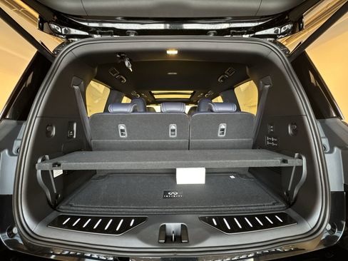 New 2026 INFINITI QX80 4WD image 25