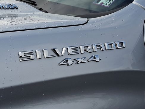 Used 2021 Chevrolet Silverado 1500 LTZ w/ Technology Package image 31