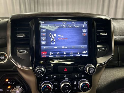 Used 2019 RAM 1500 Laramie image 17