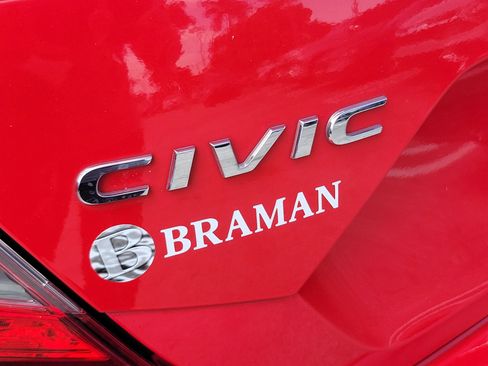 Used 2020 Honda Civic Sport image 5