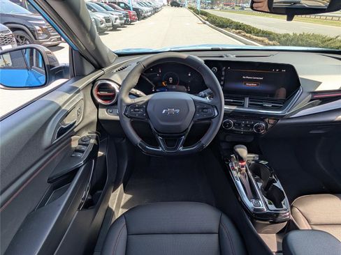 New 2026 Chevrolet Trax RS image 12