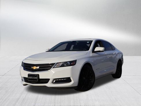Used 2019 Chevrolet Impala LT image 1