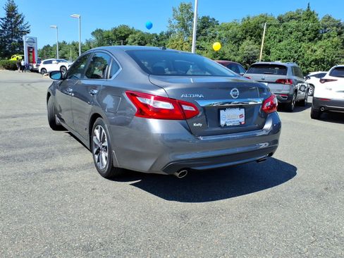Certified 2017 Nissan Altima 2.5 SL FWD image 7