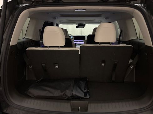 Used 2024 Hyundai Santa Fe Calligraphy image 9