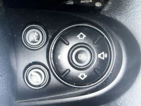 Used 2015 MINI Cooper 4-Door Hardtop w/ Media Package image 23