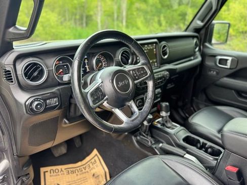 Used 2021 Jeep Wrangler Unlimited Sahara AWD/4WD image 10